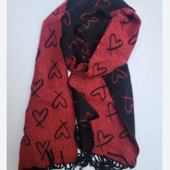 NEW Victoria's Secret Scarf Black Red Hearted Hearts Wrap Fringe NWT - Picture 11 of 11